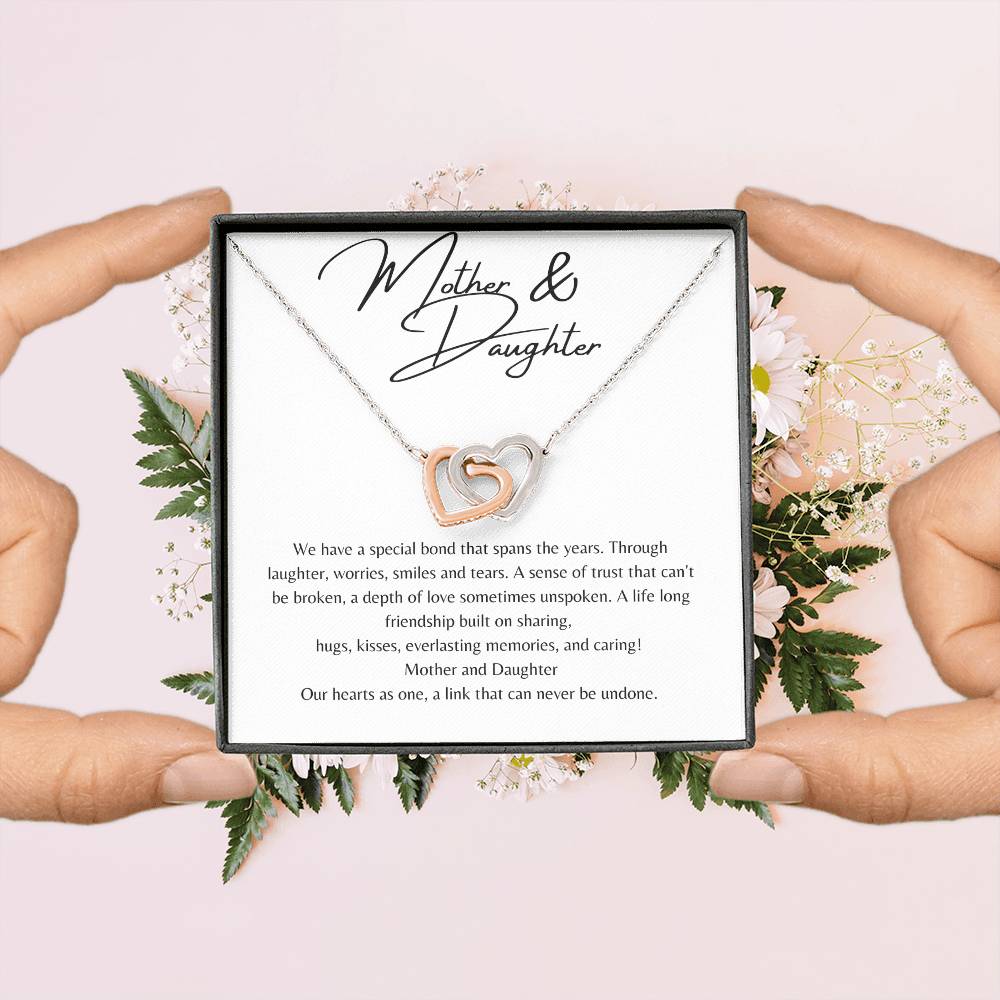 Mother Daughter - Linked Hearts